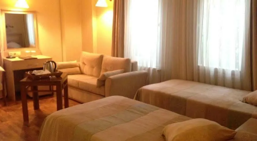 Bay Nihat Otel Lale Ayvalik Turkey